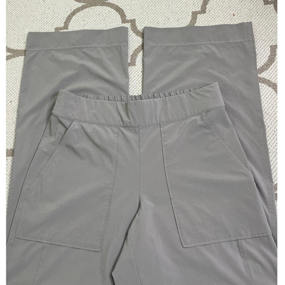 Athleta Chelsea Wide Leg Pants Gray Light Asphalt Size 6 Travel Athleisure - Picture 4 of 13